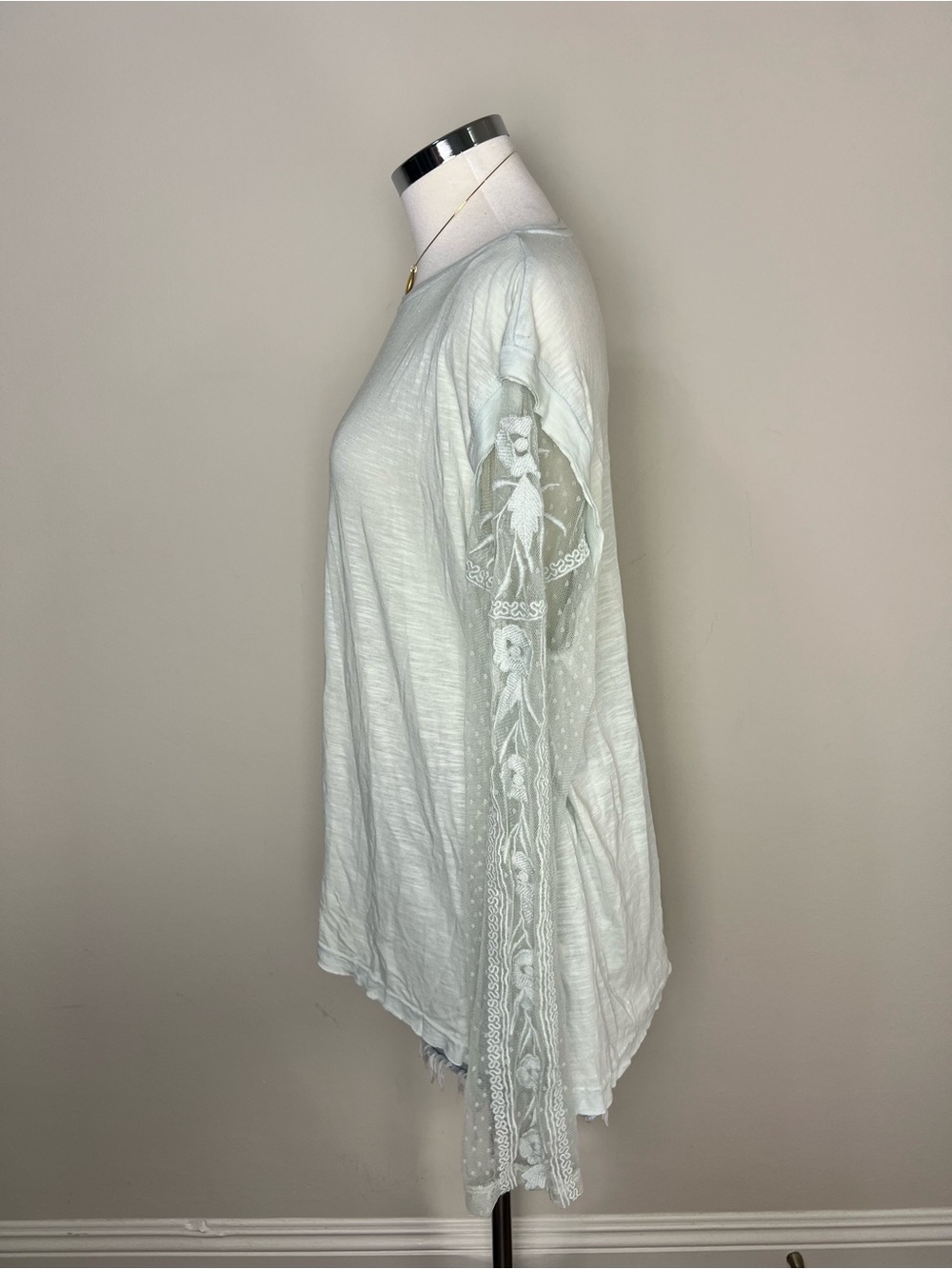 Free People Billie Jean Twofer Top NWT XL Light Aqua Lace Sleeve Boho - Picture 7 of 8